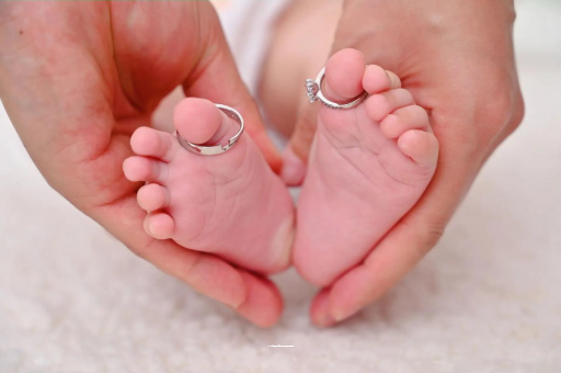 普洱宝宝打喷嚏发烧