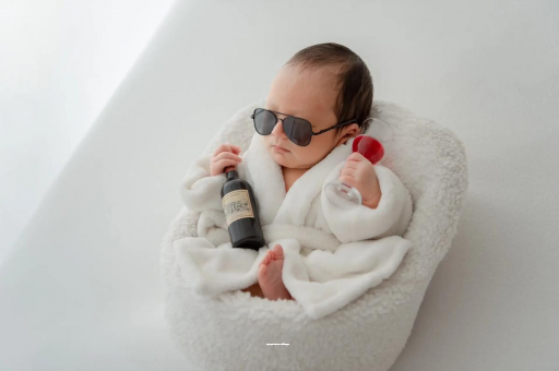 普洱宝宝眼角白色分泌物